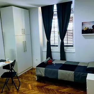 Appartement Center Green Park Apartments&rooms, Pula