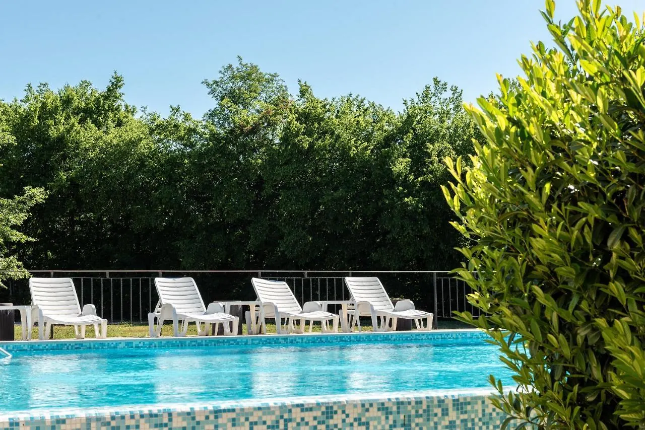Hotel Tomazici Santalezi Bed and Breakfast