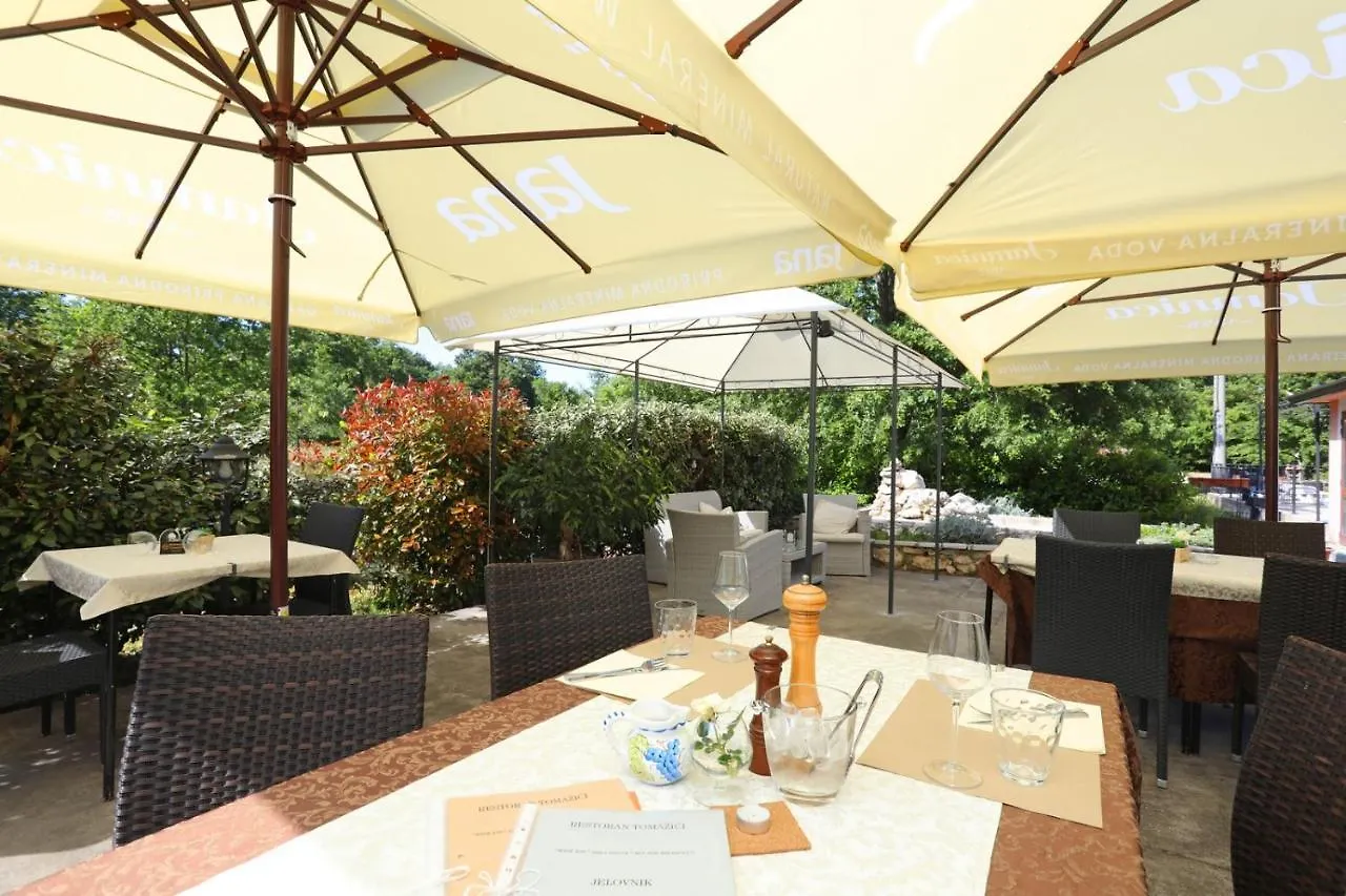 Bed and Breakfast Hotel Tomazici Santalezi